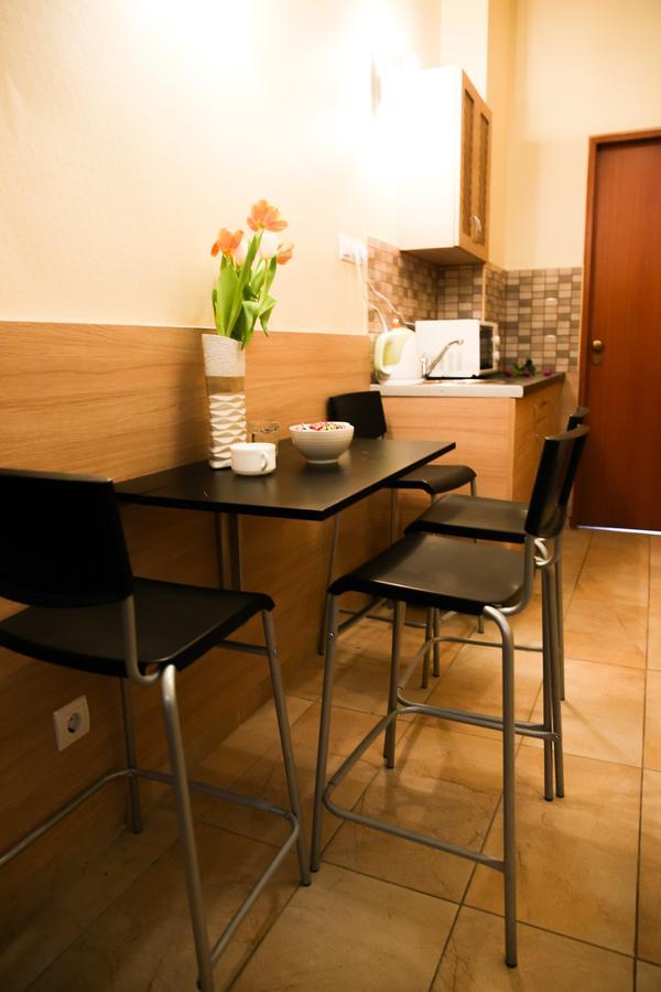 East Private Rooms Budapeste Exterior foto